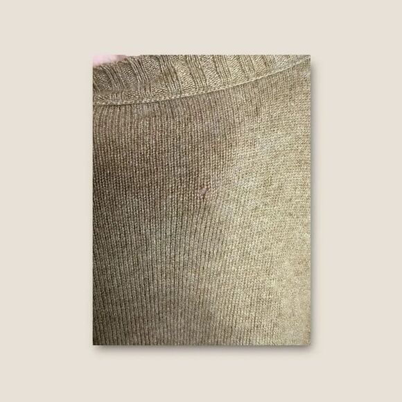 Club Monaco 100% Cashmere Poncho Sweater Size XS/Small - Picture 5 of 6